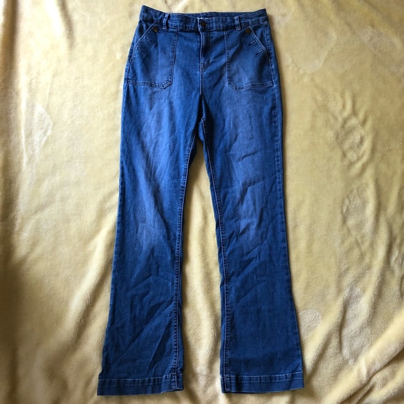 bootcut jeans - Picture 1 of 5